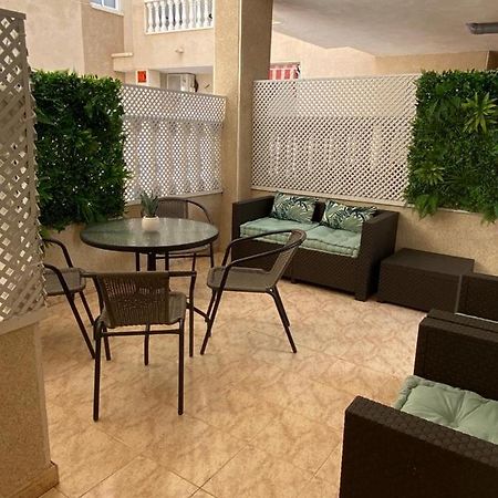 Комфортабельные Апартаменты С Большой Террасой Torrevieja Exterior photo